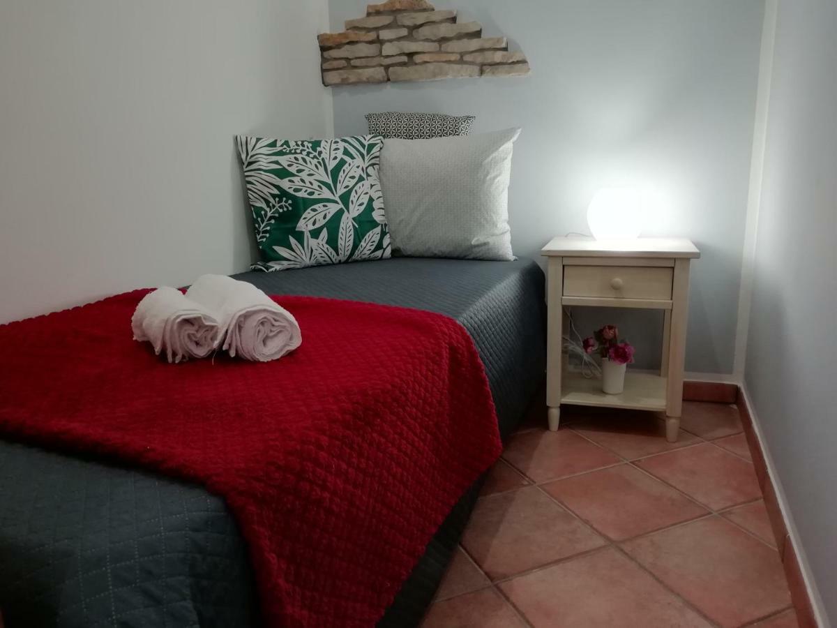 Domunua Holiday House 체팔루 외부 사진
