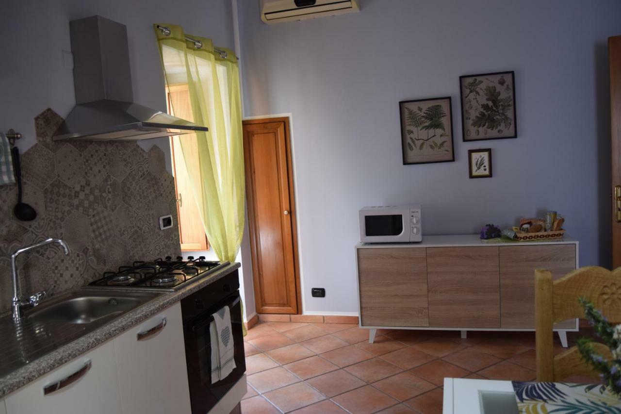 Domunua Holiday House 체팔루 외부 사진